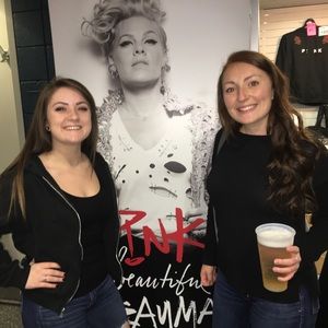 Meet your Posher, Layla